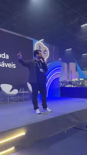 Miniatura do vídeo: Replacer ou enabler? A pergunta que vai definir sua carreira